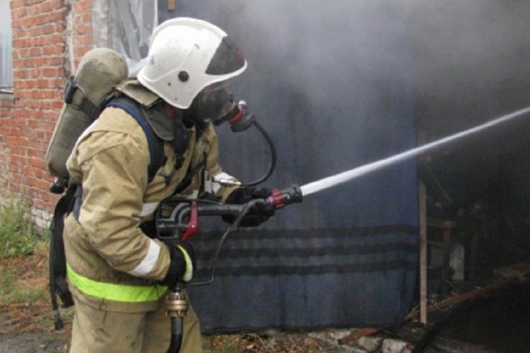 В Иркутской области четверо детей погибли при пожаре в частном доме 