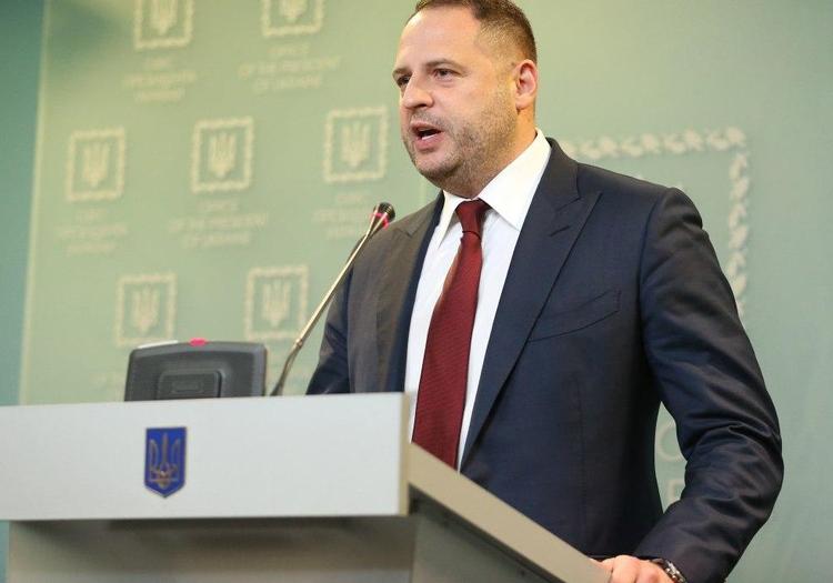 Глава офиса Зеленского предупредил о катастрофе при выходе Украины из минских соглашений