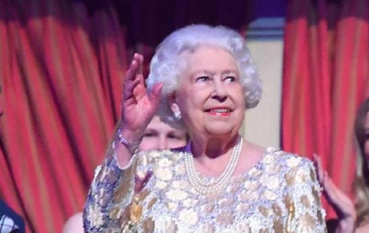 Королева Великобритании «сбежала» от коронавируса