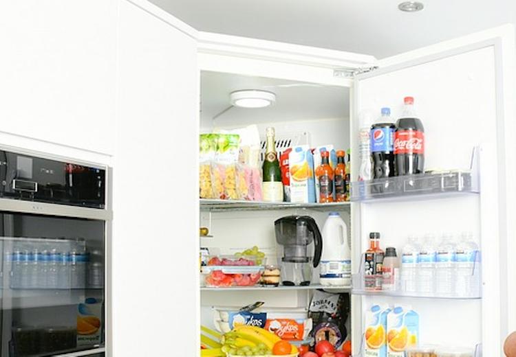 Эксперты рассказали, как правильно хранить продукты в холодильнике