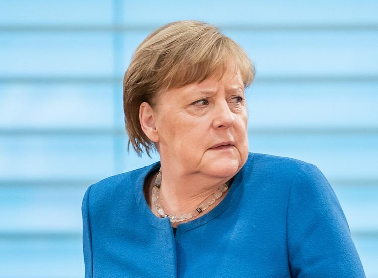 Власти ФРГ рассказали о самочувствии Ангелы Меркель, которая ушла на карантин