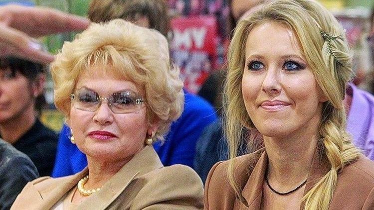 Людмила Нарусова - мать Ксении Собчак госпитализирована в больницу с подозрением на коронавирус