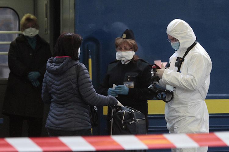 В Москве ввели новые ограничения по передвижению граждан из-за коронавируса