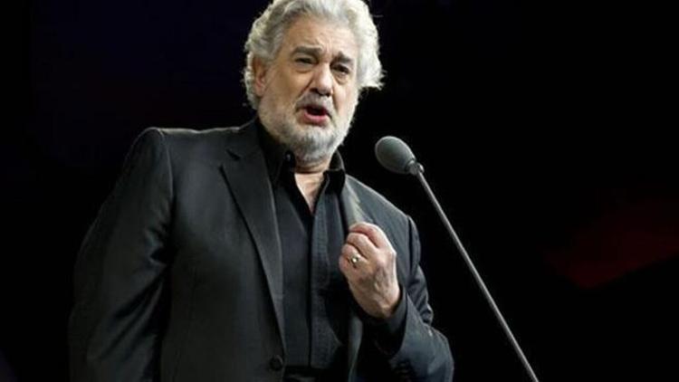 «Коронавирус дал осложнения», испанский оперный певец Пласидо Доминго доставлен в больницу