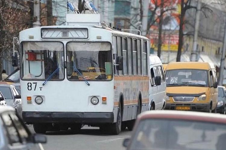 Власти Майкопа приняли решение приостановить работу общественного транспорта