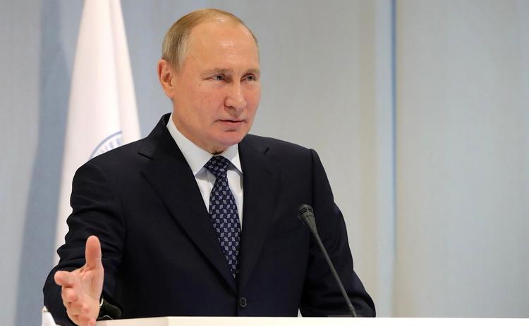 Путин подписал закон о наделении правительства правом вводить режим ЧС