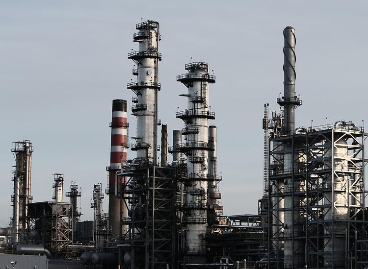 Поставки российской нефти в Белоруссию в I квартале упали на 77%