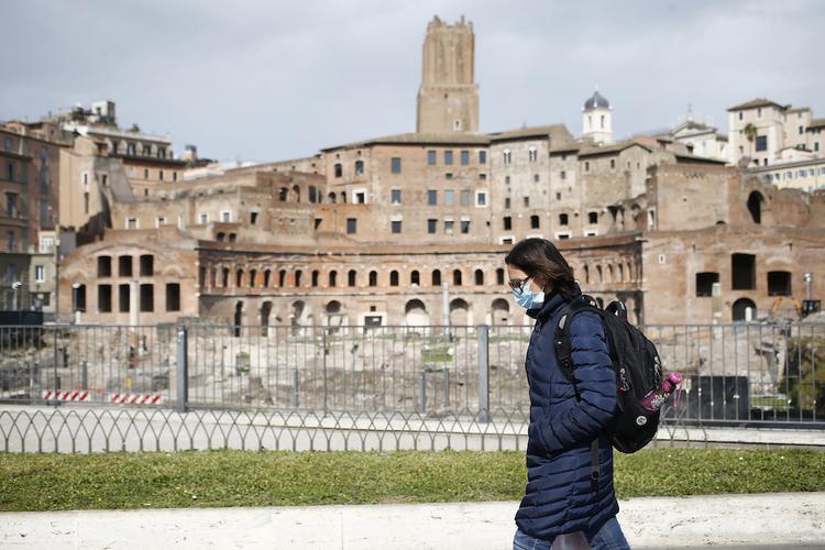 Живущая в Италии россиянка рассказала о существовании в условиях жесткого карантина