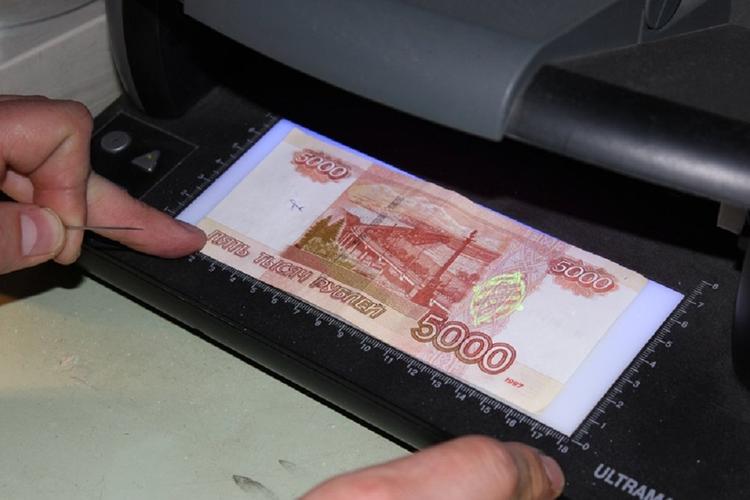 Полиция нашла подпольный «Госзнак», где напечатали 1 миллиард рублей