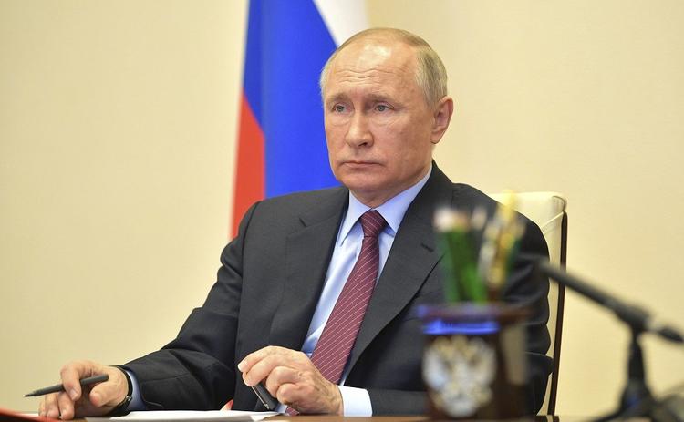 Владимир Путин заявил об ухудшении ситуации с COVID-19 в стране