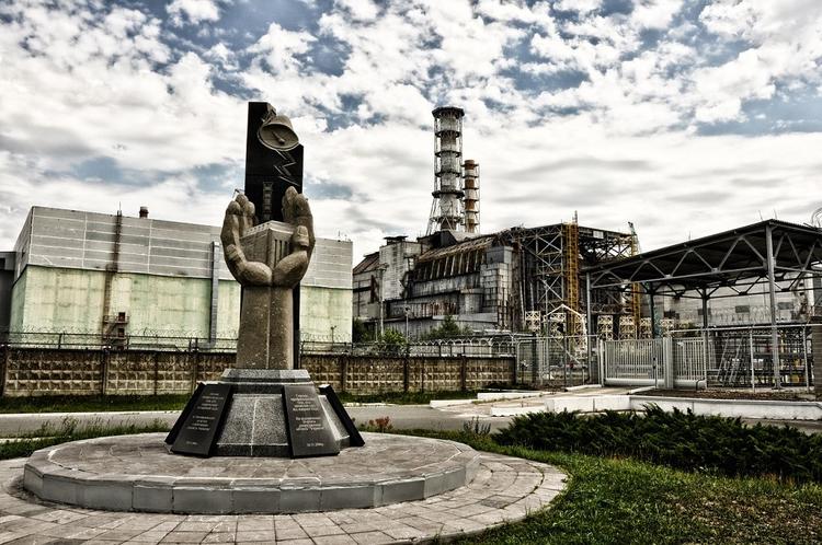 Пожар в Чернобыле вплотную подобрался к хранилищам с радиационными отходами