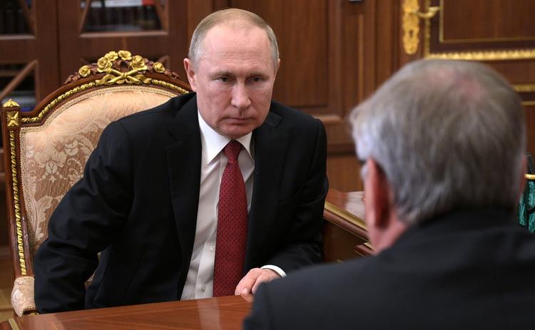 Владимир Путин предложил направить на поддержку авиаотрасли более 23 миллиардов рублей
