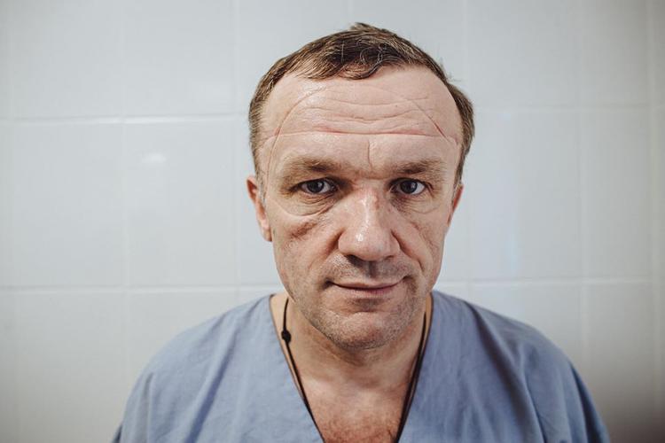 Журналист Антон Красовский: «‎Мы все должны подумать, чем можем сейчас помочь врачам»