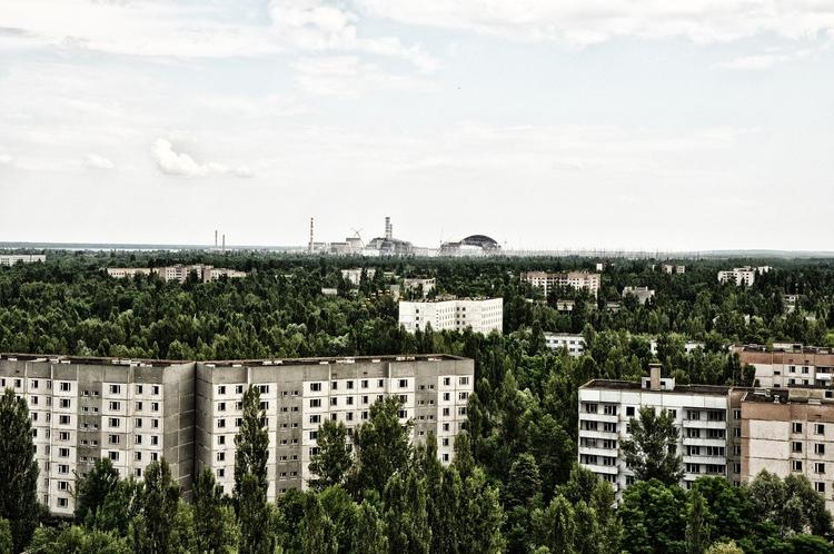 Киевлян просят не открывать окна из-за гари от пожаров в Чернобыльской зоне