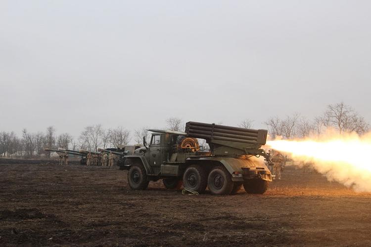 Видео уничтожения ВСУ ракетного комплекса ополченцев Донбасса разместили в сети   