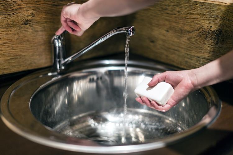 В Роспотребнадзоре напомнили о правилах мытья рук