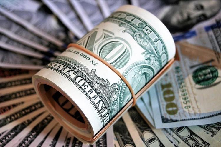 Эксперт считает, что доллар ждет неизбежная девальвация 