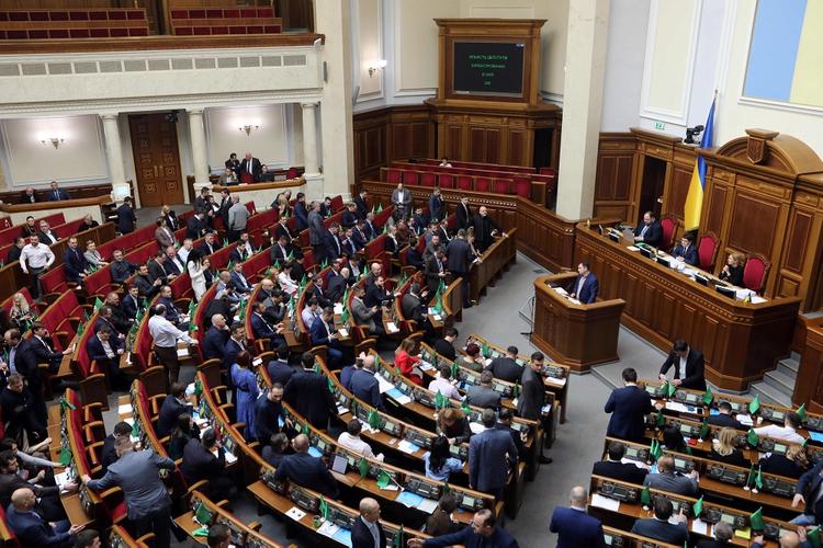 В Верховной Раде предупредили об угрозе диктатуры на Украине после «зеленовируса»  