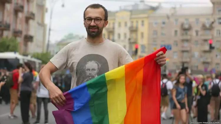 248 тысяч на изучение мужской однополой любви потратят из бюджета в Воронежской области