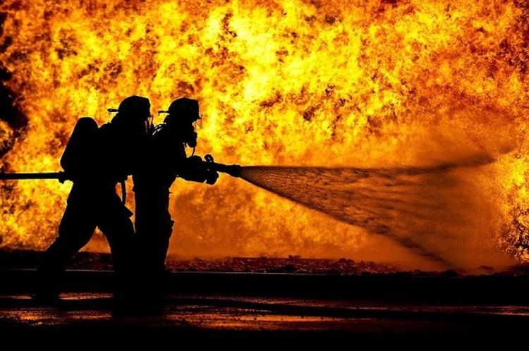 На нефтеперерабатывающем заводе в Перми произошло возгорание