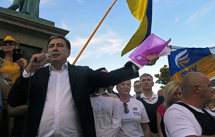 Саакашвили пригрозил России миром