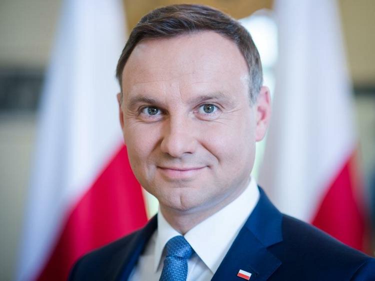 Польше нужно объявить стихийное бедствие, чтобы перенести президентские выборы