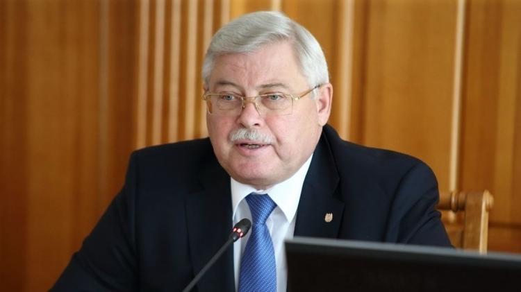 Томский губернатор назвал пропуска и QR-коды плохо работающей и унижающей достоинство людей мерой