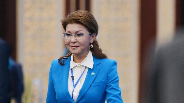 Почему президент Казахстана Токаев лишил полномочий  в  парламенте дочь Назарбаева