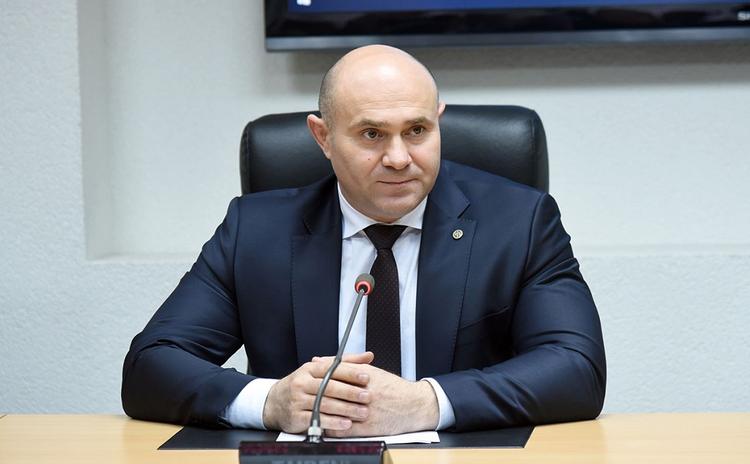 Глава МВД Молдавии заразился коронавирусом