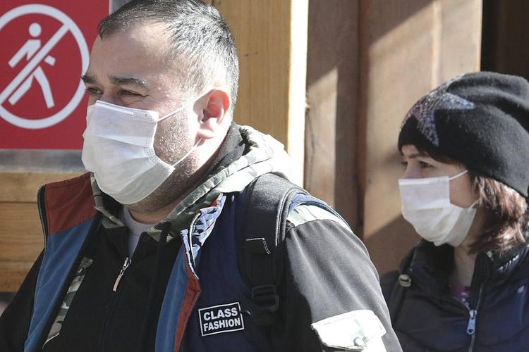 В Карелии жителей десяти городов обязали носить маски в общественных местах