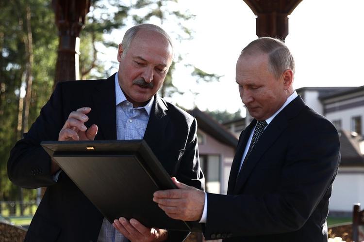 Политолог: Путин и Лукашенко стали раздражать друг друга