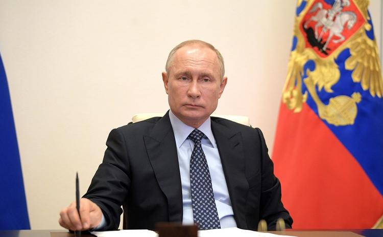 Политолог прокомментировал обращение Владимира Путина: «у губернаторов сжался желудок от страха»