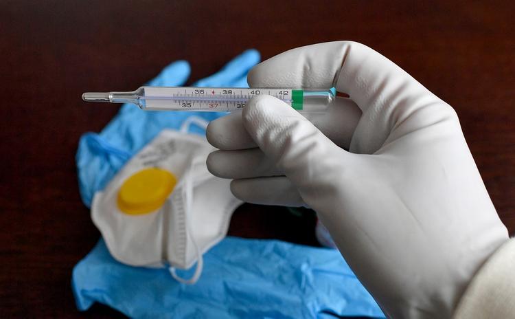 В Приморье около 100 медиков заболели коронавирусом