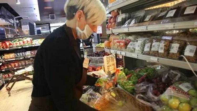 Охрана гипермаркета в Чехове избила покупателя из-за отсутствия маски