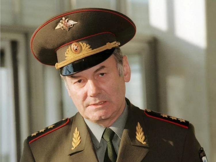 Генерал Ивашов: почему Дмитрий Медведев попал в Совет безопасности России 
