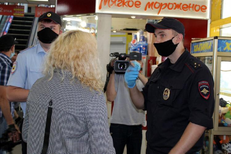 В Хакасии объявили охоту на нарушителей масочного режима и самоизоляции