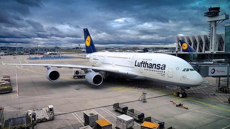 Власти Германии выделили €9 млрд помощи компании Lufthansa