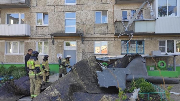 Во время урагана в Свердловской области пострадали три человека. Женщина находится в коме 