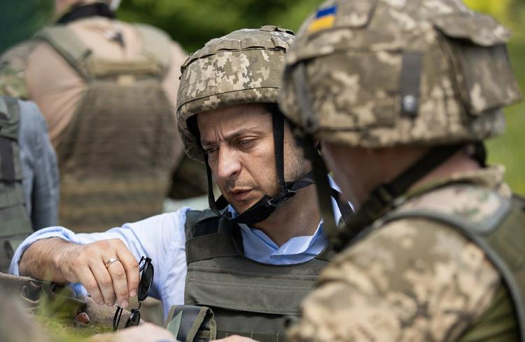 Зеленский подписал программу реформ, направленных на вступление Украины в НАТО