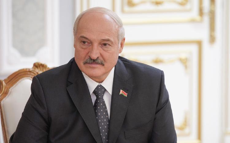 Лукашенко считает, что пандемия COVID-19 связана с политикой