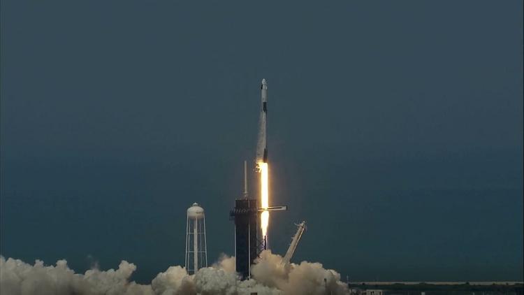 В РАН считают выдающимся достижением запуск ракеты Илона Маска