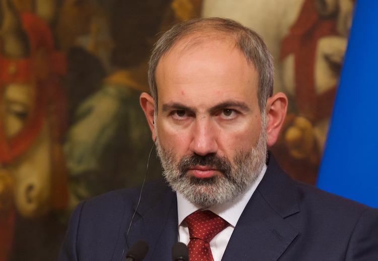Премьер-министр Армении Никол Пашинян заразился COVID-19