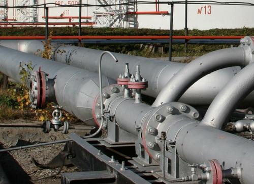В Пермском крае прорвало нефтепровод, произошел разлив нефти
