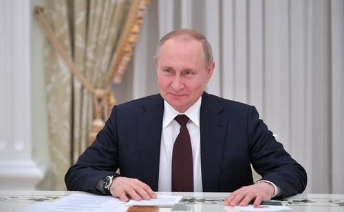 Владимир Путин стремится скорее выйти из ограничений по коронавирусу