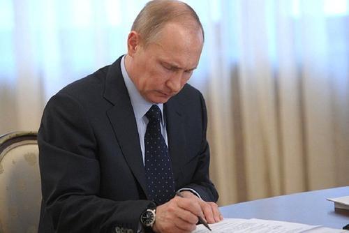 Путин дал поручение о создании в интернете единой платформы вакансий