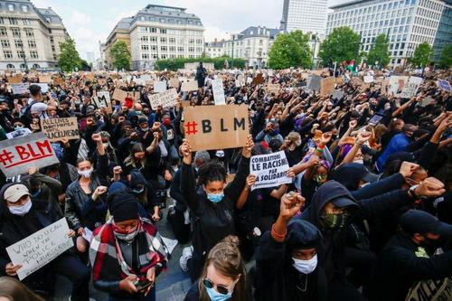 Расовая проблема задела чувствительный нерв Бельгии и перешла в погромы