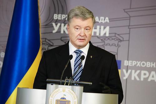 На Украине возбудили уголовное дело против бывшего президента Петра Порошенко