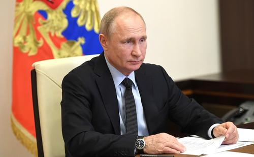 Владимир Путин поручил снизить ставки по образовательным кредитам