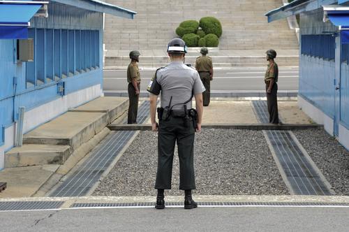 В Южной Корее заявили, что КНДР взорвала здание межкорейского офиса связи