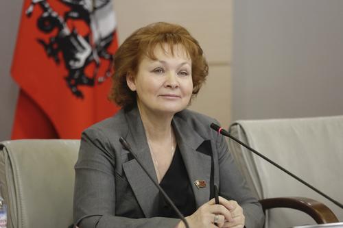 Депутат МГД Людмила Стебенкова: Соцработники продолжат доставлять лекарства вплоть до осени
